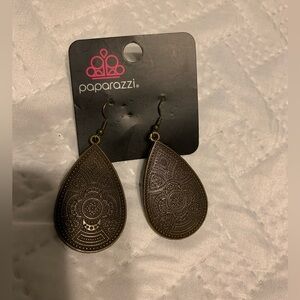 New! EMBOSSED BRASS DANGLE EARRINGS.  Gorgeous!!